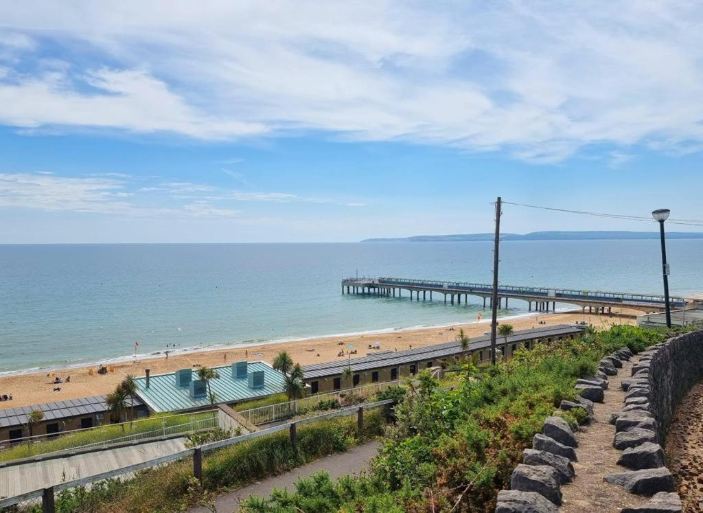 Centrally Located Boscombe Beach Apart With Parking 伯恩茅斯 外观 照片